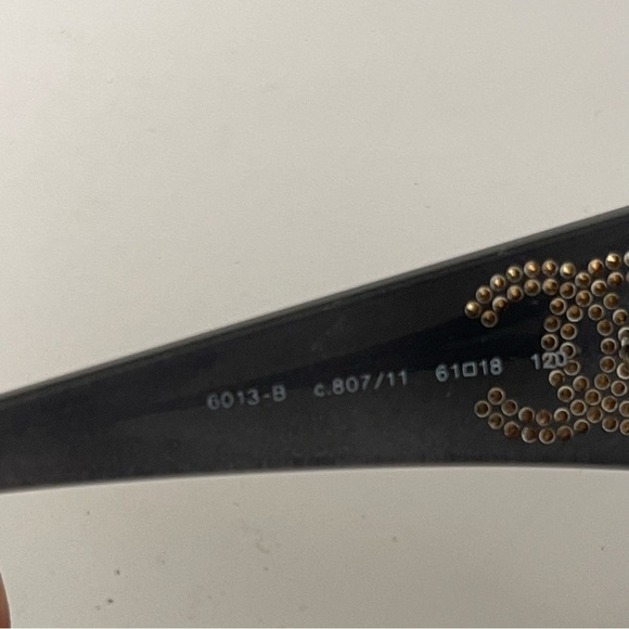 CHANEL sunglasses Y2K style - Picture 6 of 15